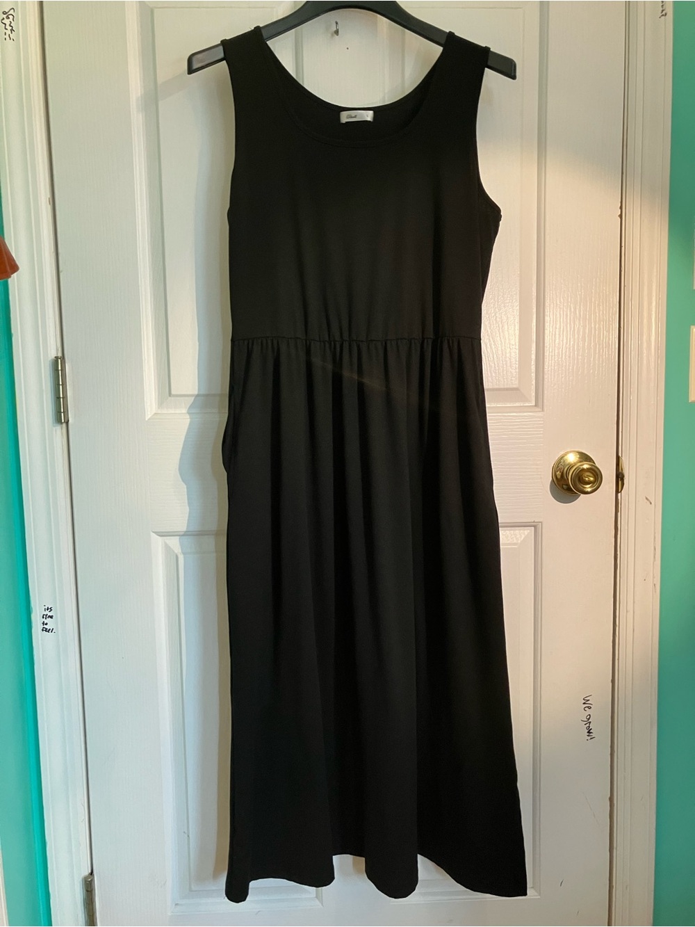 Classic Black Sleeveless Midi Dress